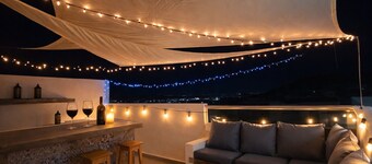 Vacation in a house equipped with heated pool, tranquility and total comfort.