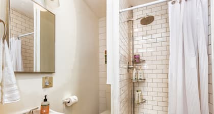 Charming Getaway in Downtown Nampa