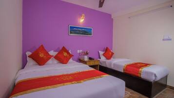 4 makuuhuonetta, Wi-Fi, vuodevaatteet