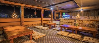 Family-run hotel located just a stone's throw away from the beautiful Fewa Lake!