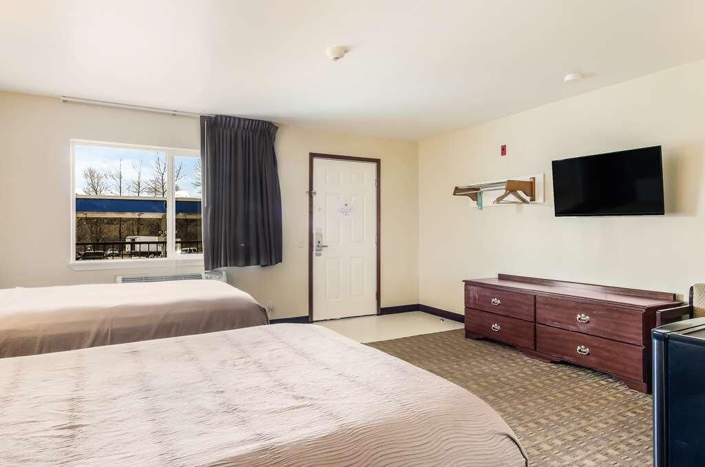 Best Value, Quality Stay! Pet-friendly, Free Breakfast, Free Parking!