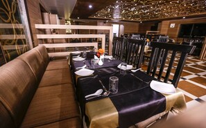 Restaurant - Hotel Trupti International Hubli (Hubli)
