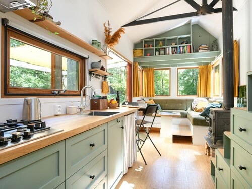 Wunderschönes Tiny House mit Whirlpool im Wald