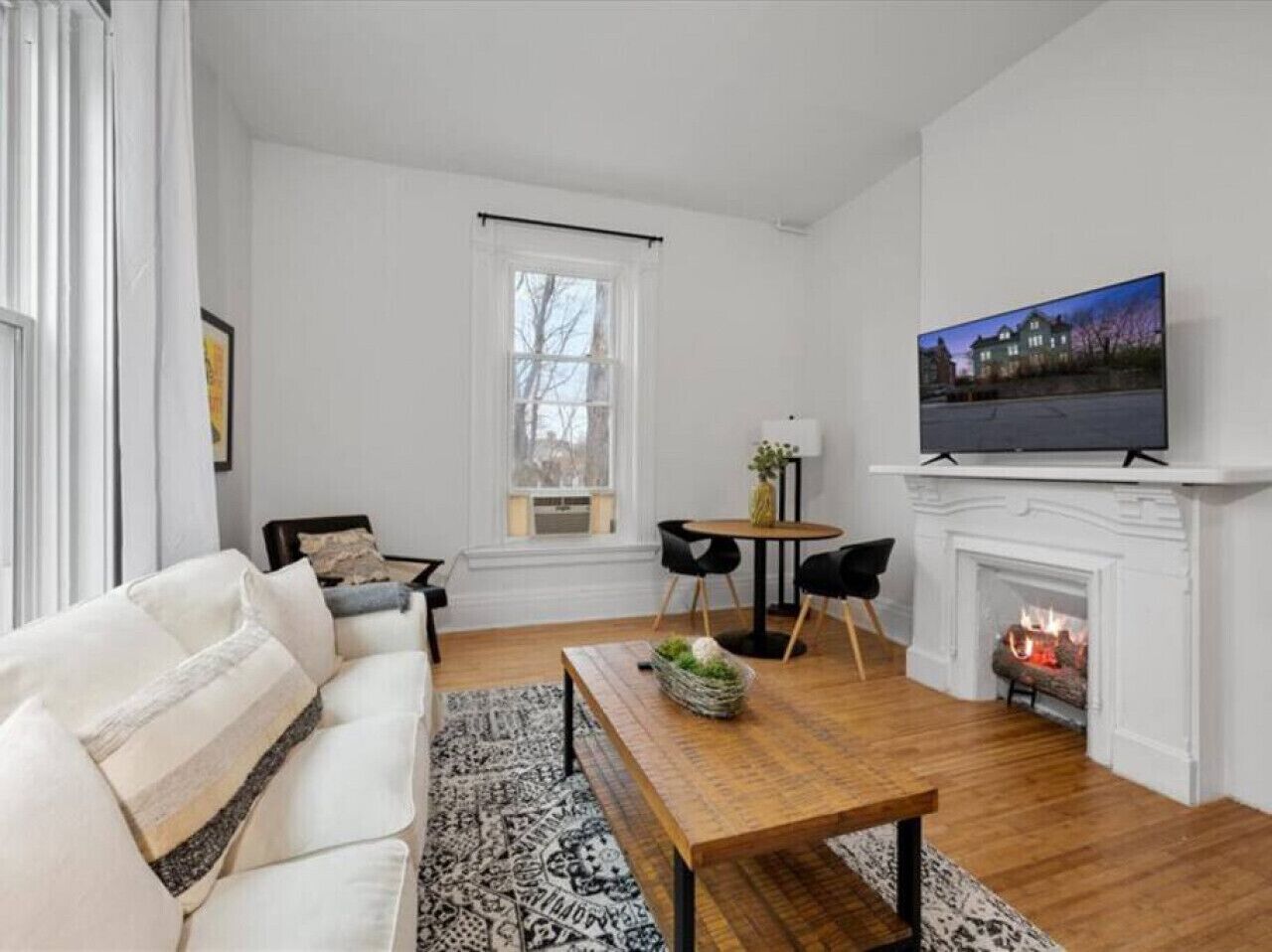 Cozy 1BR Near Zoo, UC, OTR, Downtown