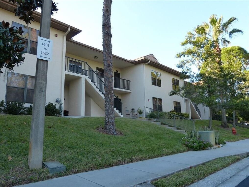 Tarpon Springs Condo