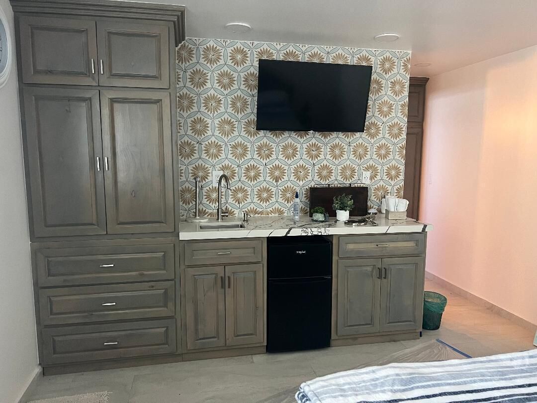 DREAM PRIVATE , SECLUDE , SANDY BEACH !! 