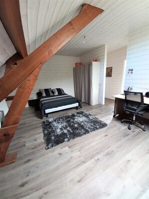 4 Schlafzimmer, kostenloses WLAN, Bettwäsche