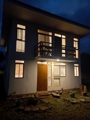 House, 4 Bedrooms, Accessible, Smoking | Exterior