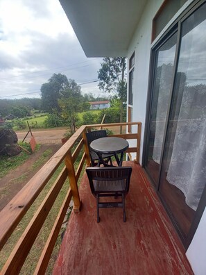 Maison, 4 chambres, accessible aux personnes à mobilité réduite, fumeurs | Balcon