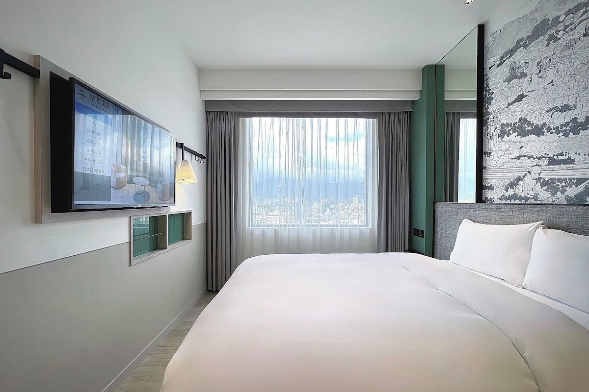 Standaard tweepersoonskamer | 1 slaapkamer, luxe beddengoed, donsdekens, een minibar