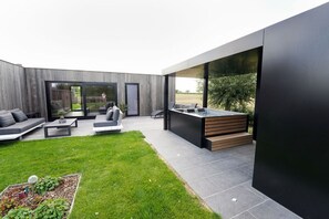 Terrace/patio - Holiday home with wellness for families in Haringe (Haringe)