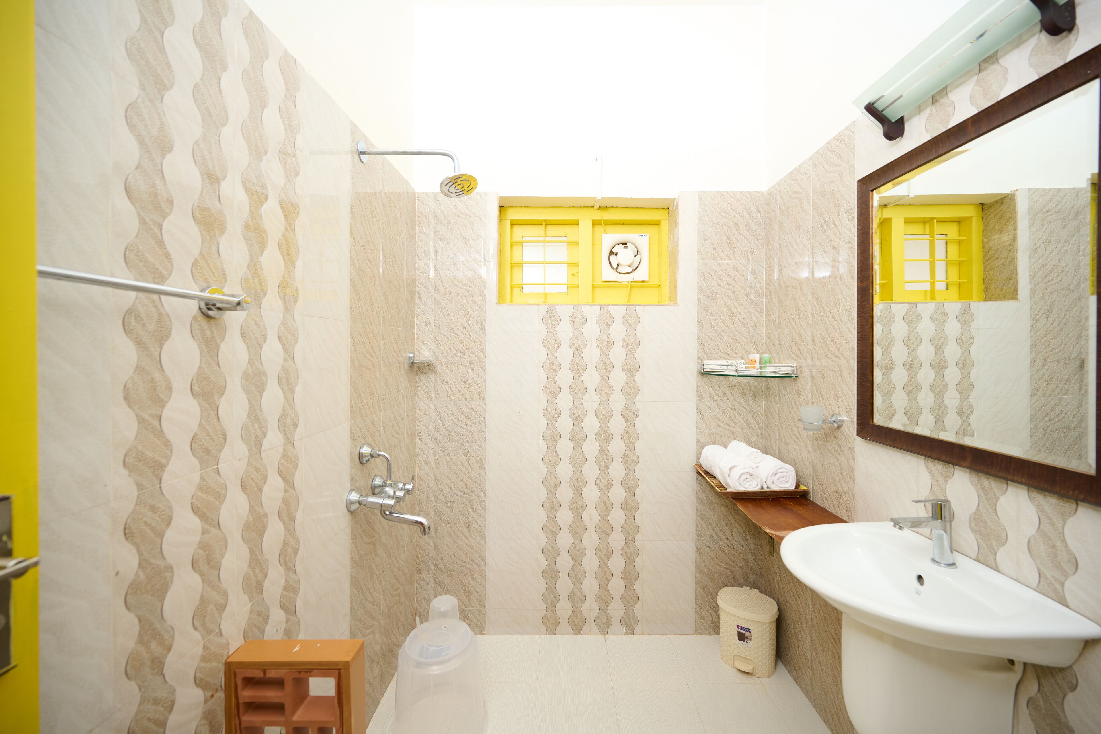 Seclude by the Lake Alleppey