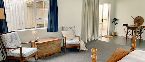 1 Schlafzimmer, Reisekinderbett, kostenloses WLAN, Bettwäsche