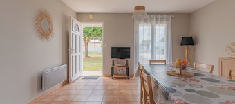 Maison de vacances 'Le Pin Franc' avec terrasse privée et jardin privé