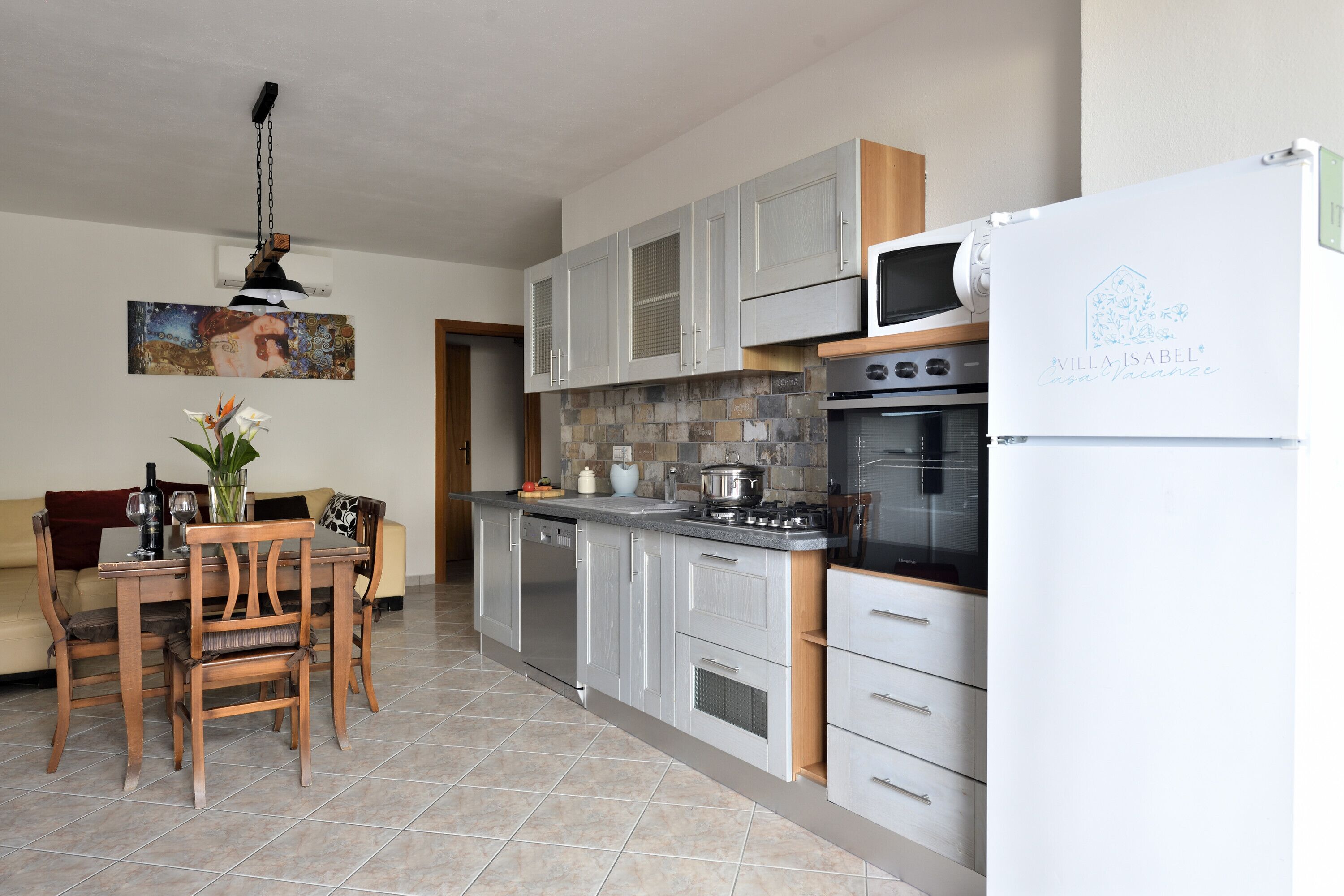 Vacation Home "Villa Isabel" with Shared Terrace & Wi-Fi