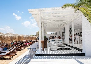 Espace banquet en plein air
