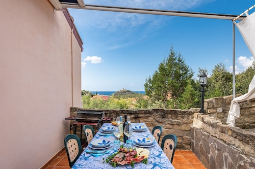 Ferienhaus "Villa Leonardo Sud Sardegna" mit Meerblick, privater Terrasse und WLAN