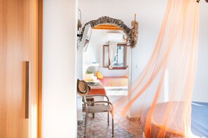 1 bedroom, free WiFi, bed sheets - Pet-Friendly Apartment 'Milos' with Sea View Wi-Fi (Cyclades)