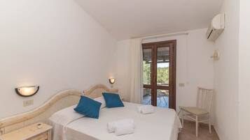 3 chambres, fer et planche Ă repasser, draps fournis