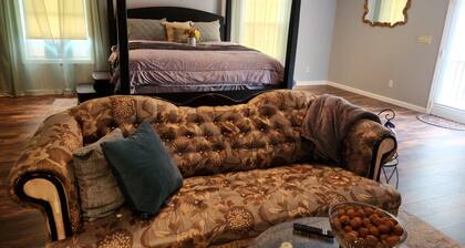 Comfort and unique space in a reserved neighborhood