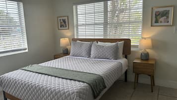 Iron/ironing board, WiFi