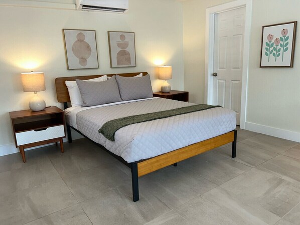 1 chambre, fer et planche à repasser, Wi-Fi, draps fournis