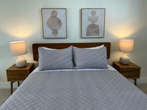 1 chambre, fer et planche à repasser, Wi-Fi, draps fournis