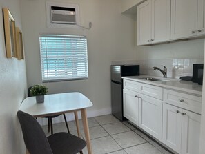 Microwave, toaster, paper towels