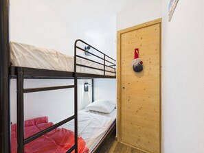 1 Schlafzimmer, Bügeleisen/Bügelbrett, kostenloses WLAN
