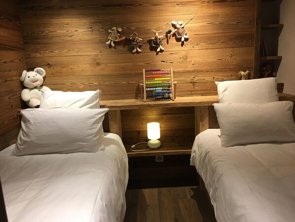 2 chambres, Wi-Fi gratuit, draps fournis