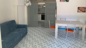 Unclassified image, 4 of 15, button - Palazzo De Donno Apartment 4 (Santa Cesarea Terme)