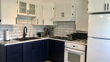 Apartment, 2 Schlafzimmer, Bergblick | Innenbereich