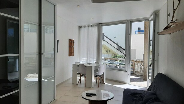 Unclassified image, 1 of 11, button - Charming Ground Floor Apartment with Pool near Capbreton Port, Sleeps 4 (Capbreton)