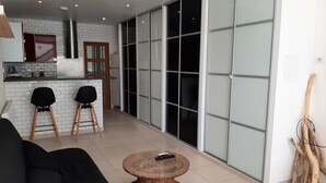 Unclassified image, 4 of 11, button - Charming Ground Floor Apartment with Pool near Capbreton Port, Sleeps 4 (Capbreton)