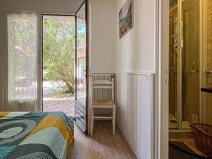 4 bedrooms, free WiFi