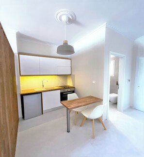 Apartamento, 1 quarto, para fumantes, sacada | Opções para refeição