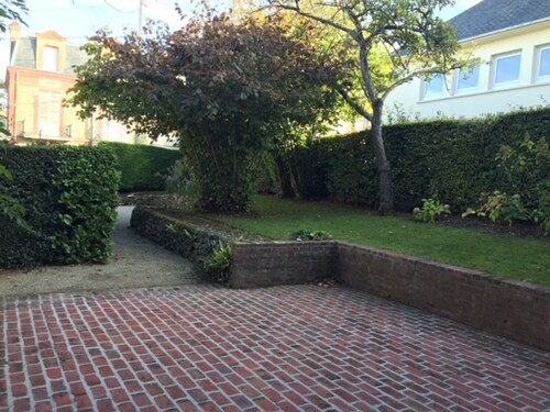 Villa near center, Villers-sur-Mer, 5 bedrooms