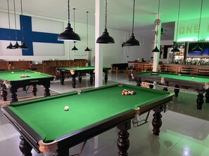 Billiards - KARON STUDIO APARTMENT (Karon)