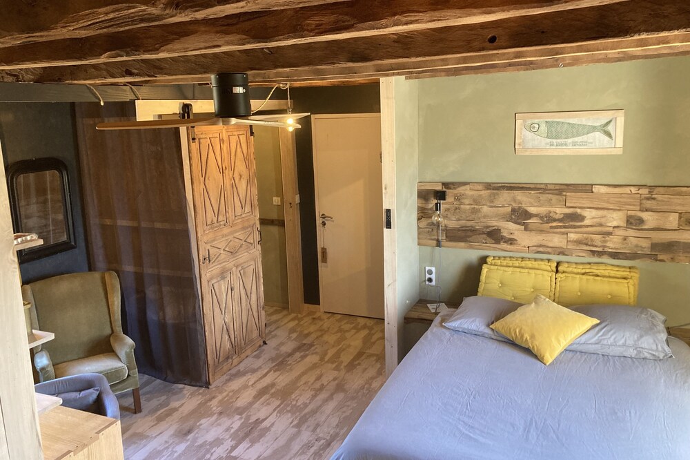 Chambre D'hôtes Familiale sur le Causse Corrézien. Calme Assuré. Tarif Pour 2