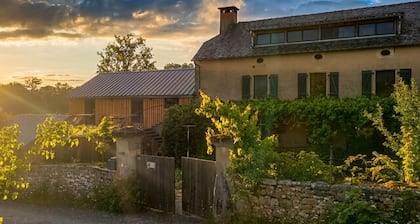 Chambre D'hôtes Familiale sur le Causse Corrézien. Calme Assuré. Tarif Pour 2