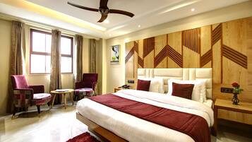 Superior Double Room | Premium bedding, desk, soundproofing, bed sheets
