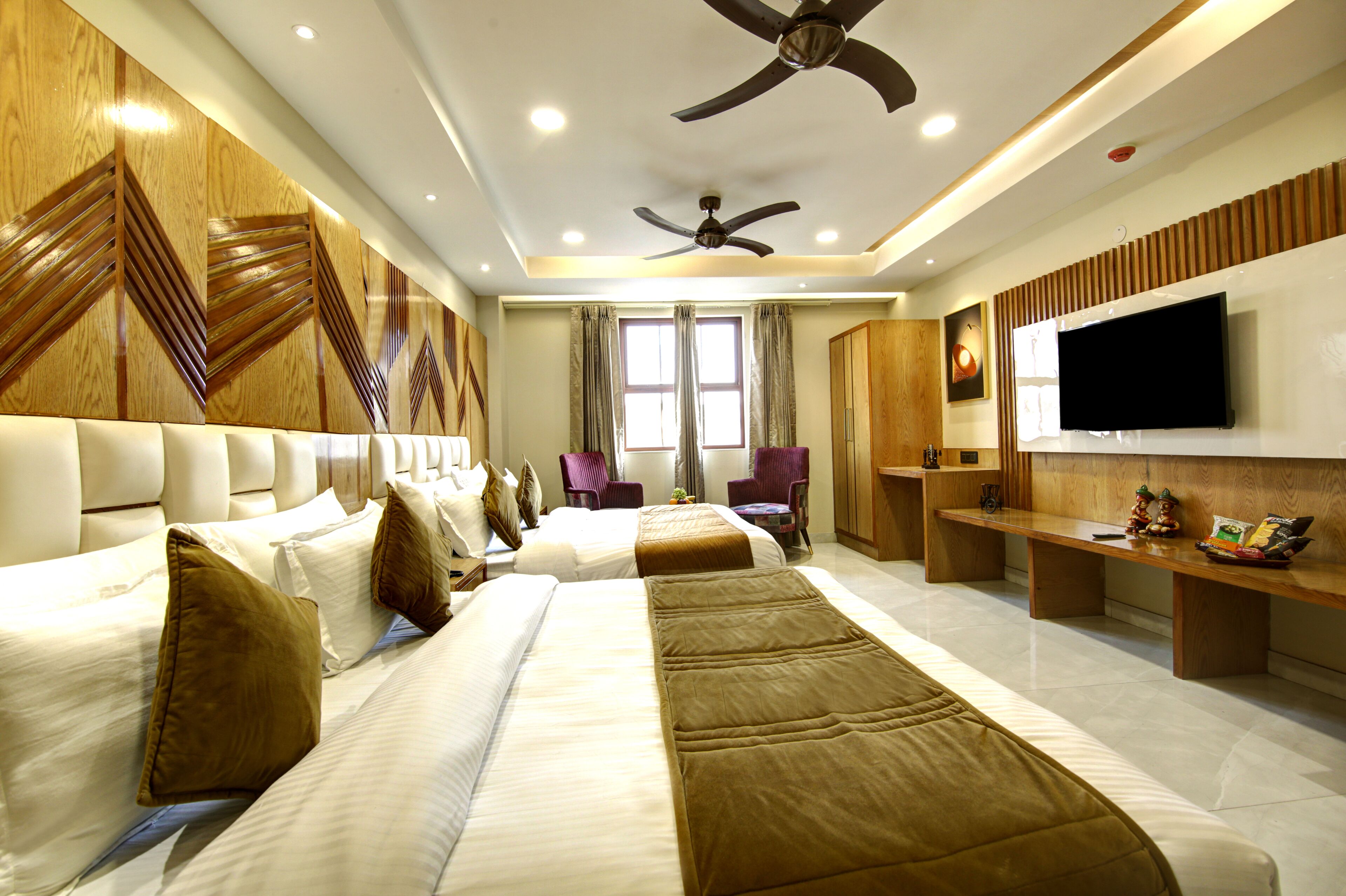 Foto - The Leena International-Near Connaught Place & New Delhi Railway Station