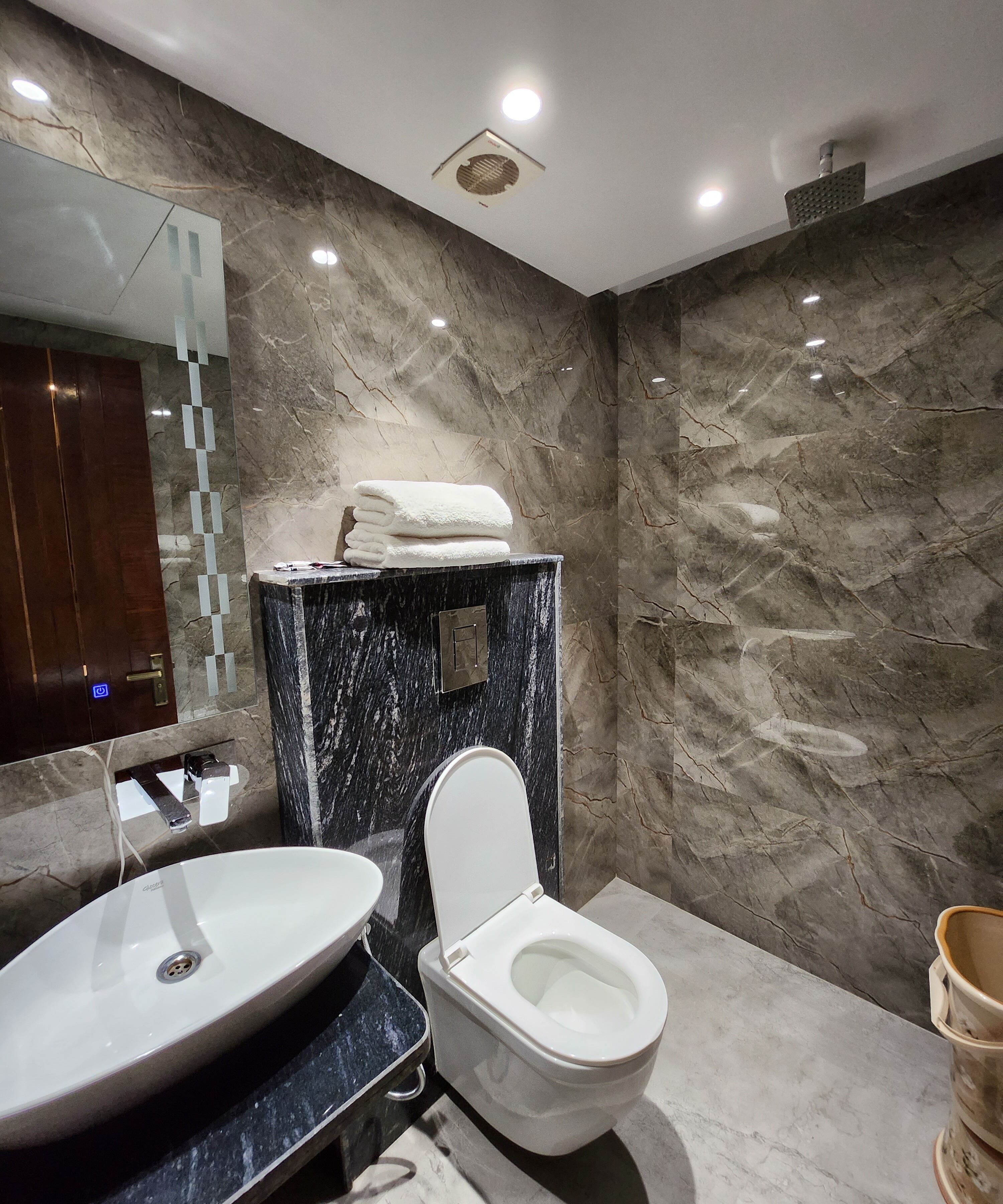 Foto - The Leena International-Near Connaught Place & New Delhi Railway Station