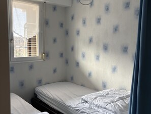 1 室のベッドルーム