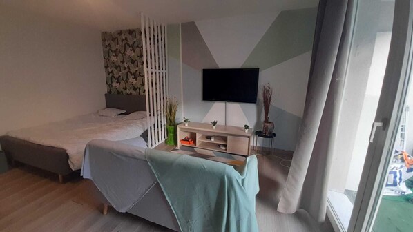 1 habitación, wifi y ropa de cama