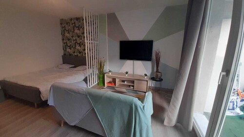 Au pied de la gare et au cœur de la ville de cergy le haut