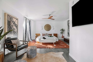 5 bedrooms, iron/ironing board, travel cot, free WiFi