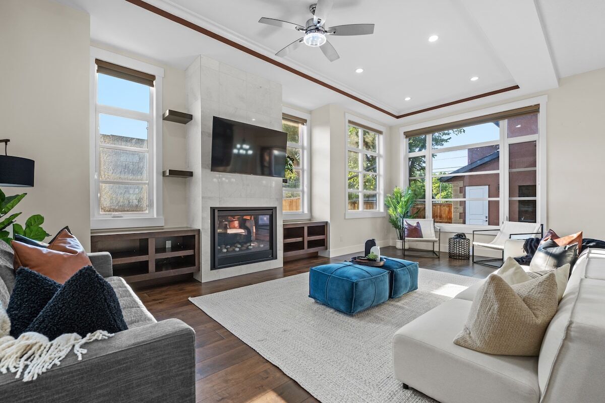 The Royal | BBQ & Private Deck