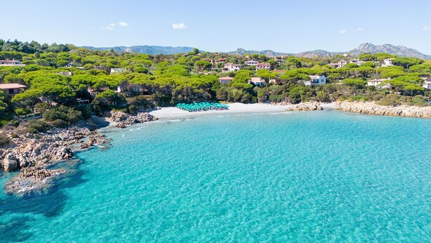 Beach - Apt. Dorata 2A with shared Swimming Pool (Orosei)