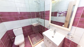 Unclassified image, 2 of 9, button - Hotel Villa Qendra  (Ksamil)